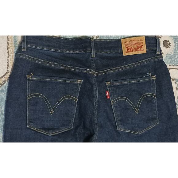 Womens Levi's Classic Mid-rise Boot Cut stretch Jeans 29Wx33L Dark Blue Wash - Picture 3 of 9